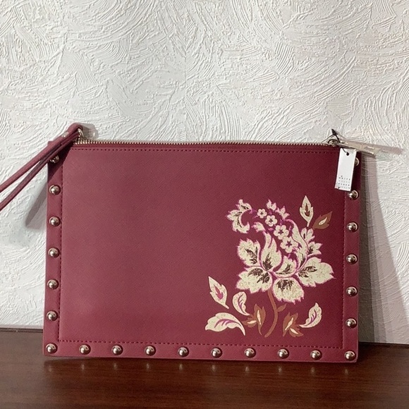 White House Black Market NEW - simple chic studded floral Wristlet - Picture 2 of 8